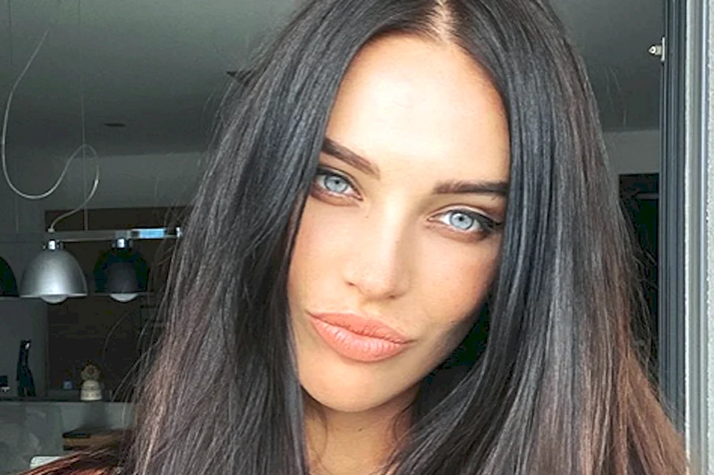Darya Derevyankina model