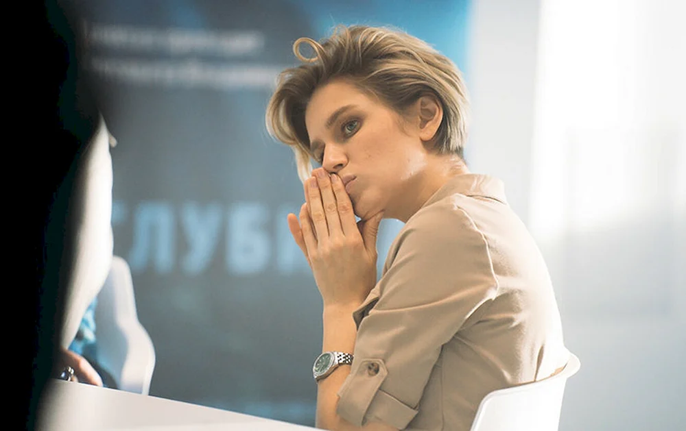 Darya Melnikova in der Serie Vermittler