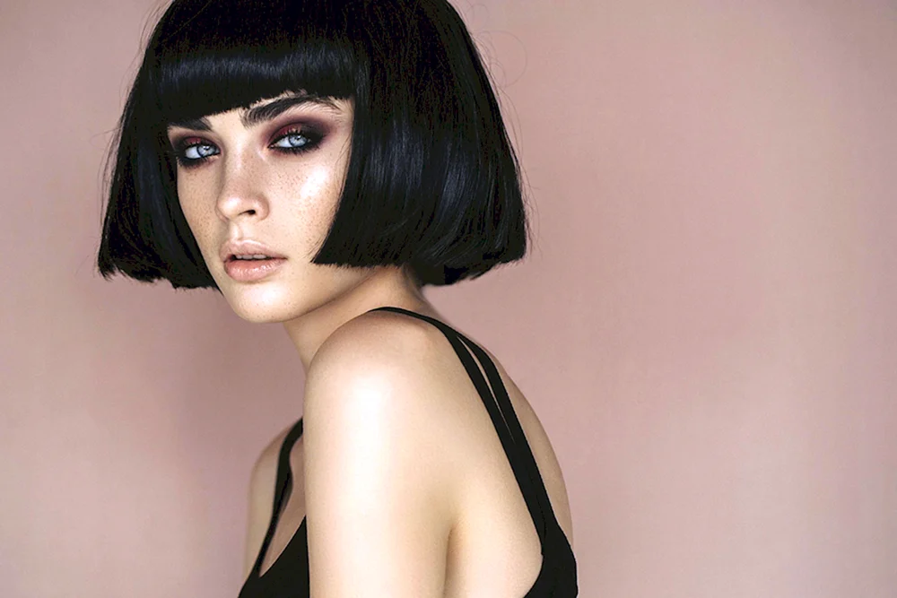 Dasha Astafieva bob