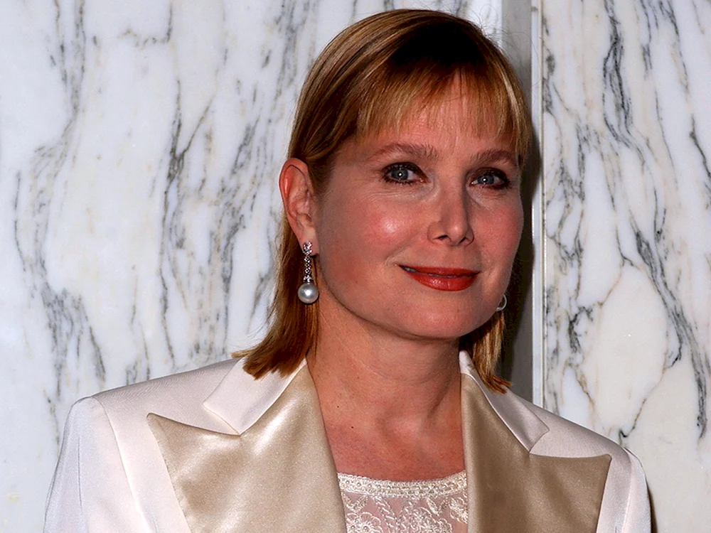 Deborah Raffin