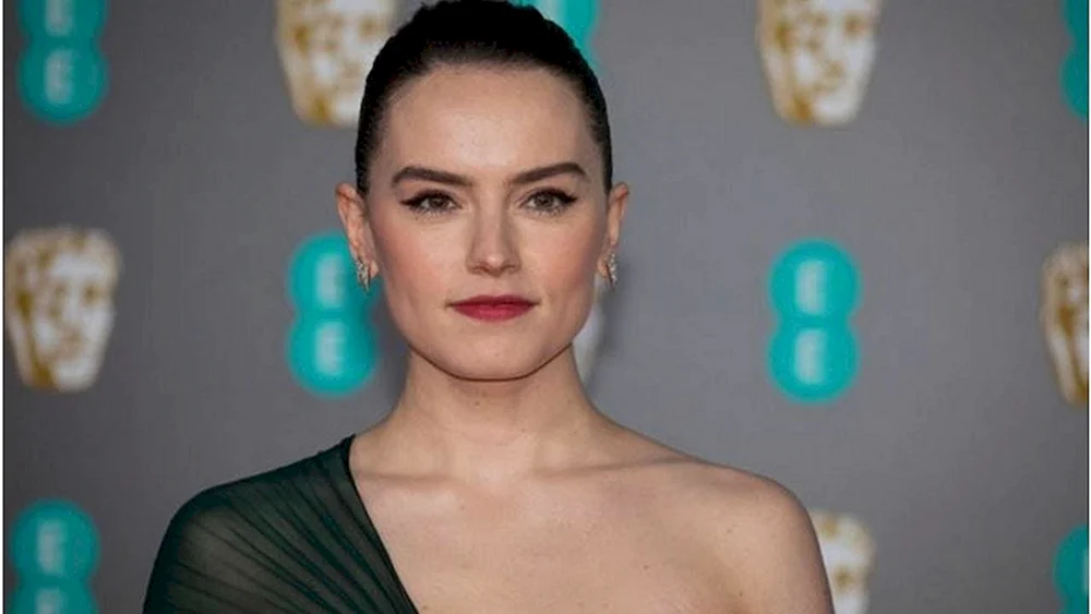 Daisy Ridley 2015