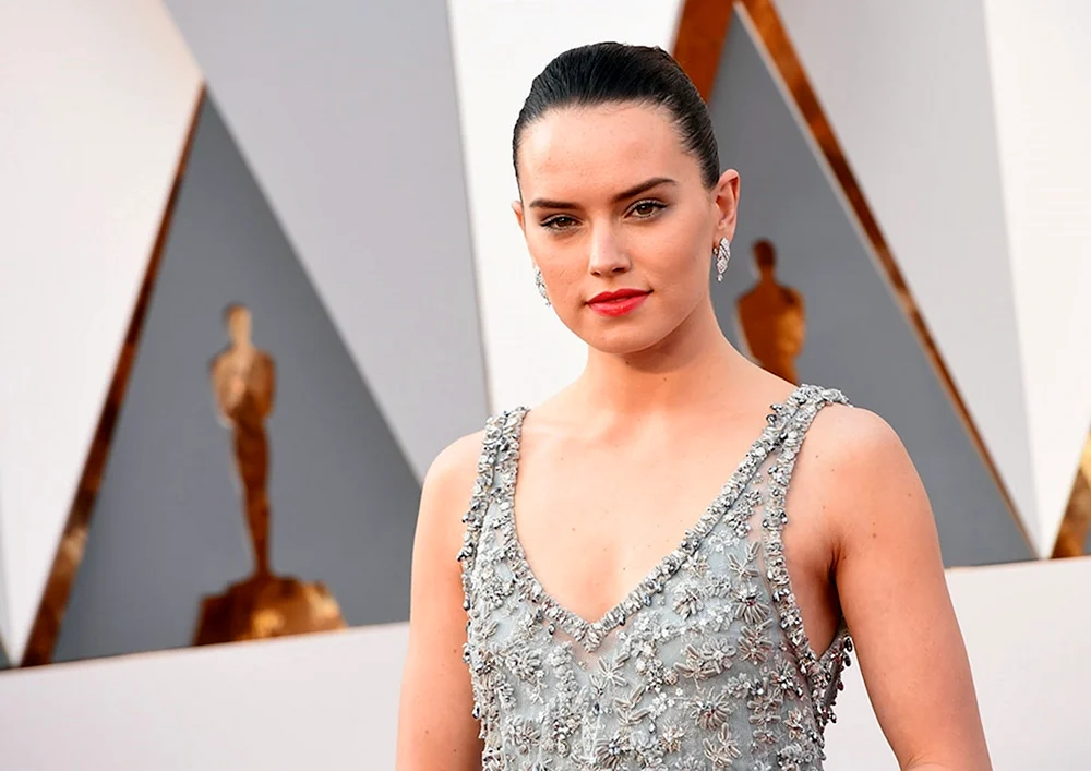 Daisy Ridley 2022