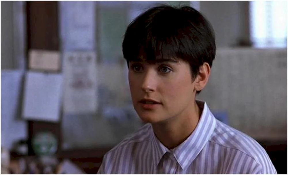 Demi Moore 1990