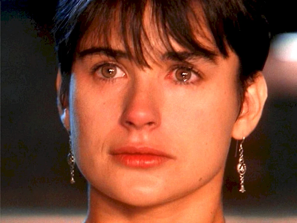 Demi Moore 1990