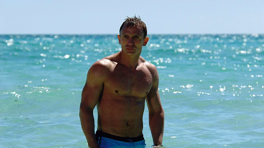 Daniel Craig