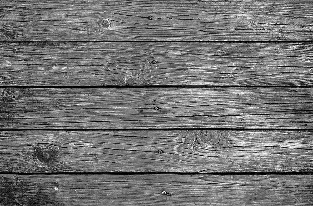 Dunkles Holz