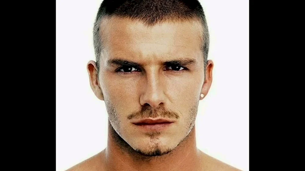 David Beckham Halbschachtelhaarschnitt