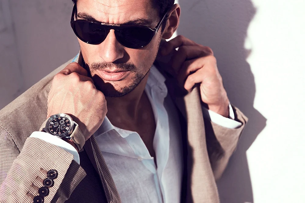 David Gandhi mit Brille