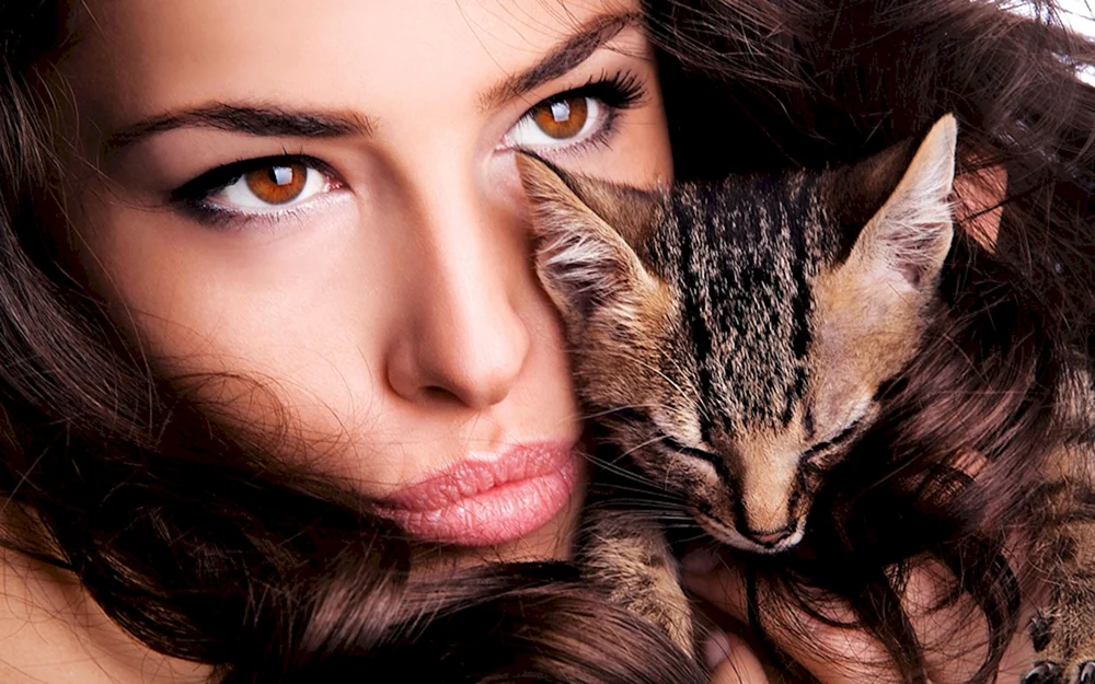 Mädchen mit Katze
