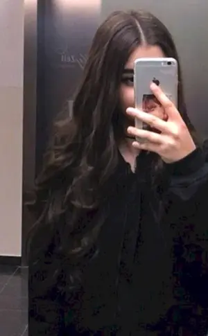Mädchen mit iPhone