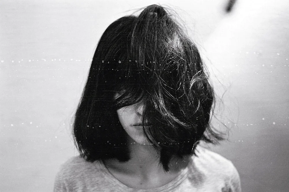Mädchen mit braunen Haaren