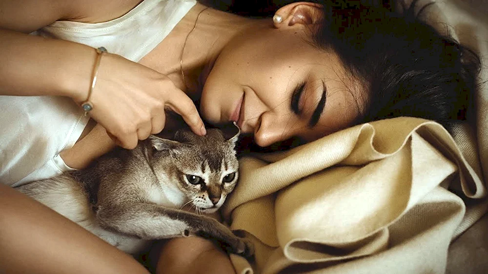 Mädchen mit Katze
