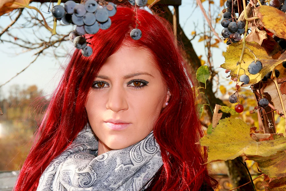 Mädchen mit roten Haaren