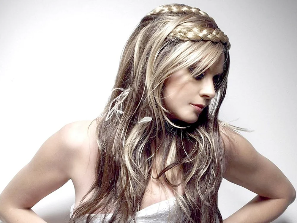 Mädchen mit meliertem Haar