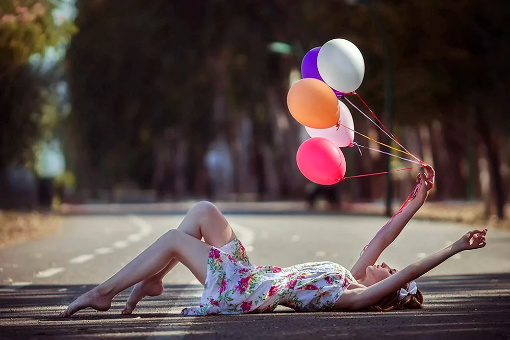 Mädchen mit Luftballons