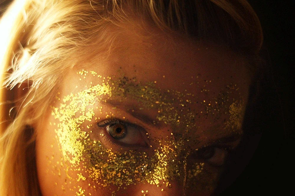 Mädchen mit goldenem Haar