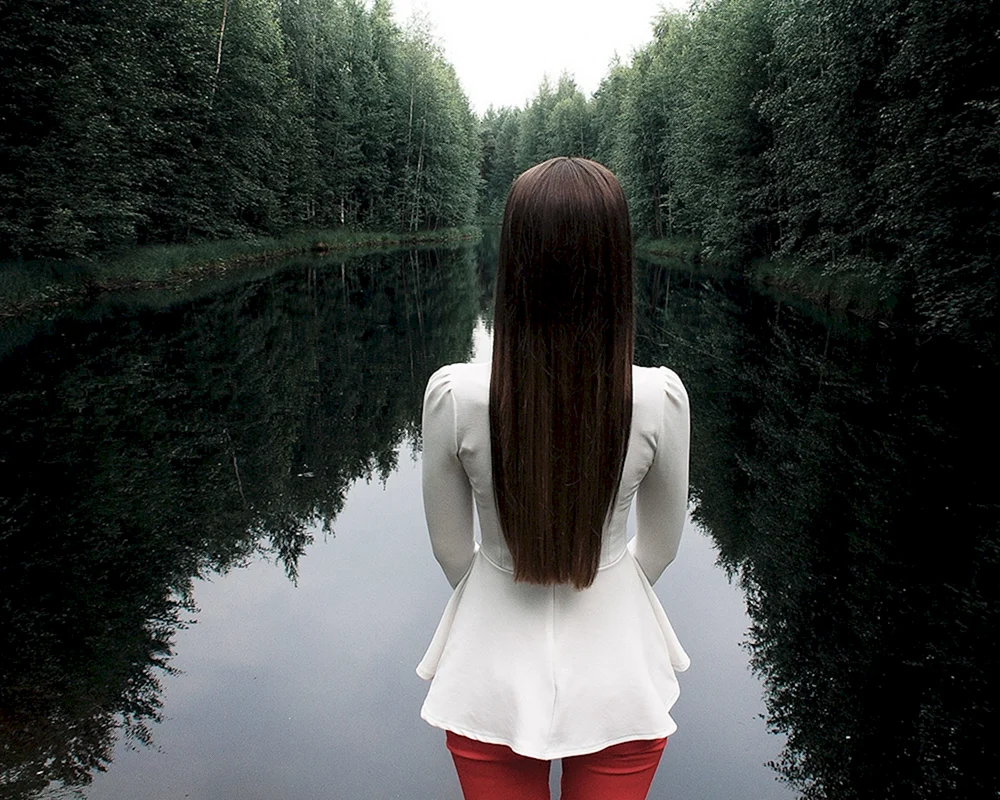 Mädchen mit langen Haaren