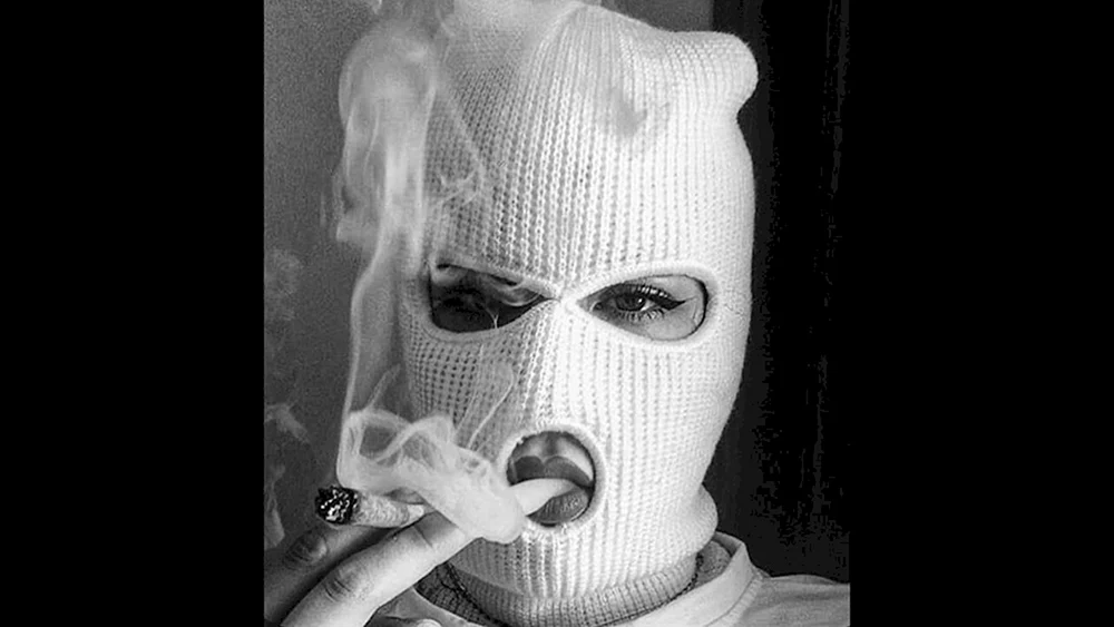 Mann in Balaclava
