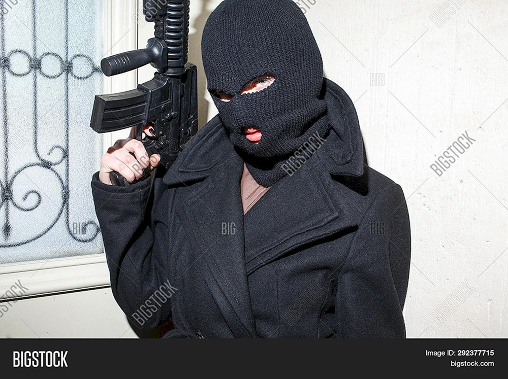 Maske Balaclava schwarz OMONOVSKY