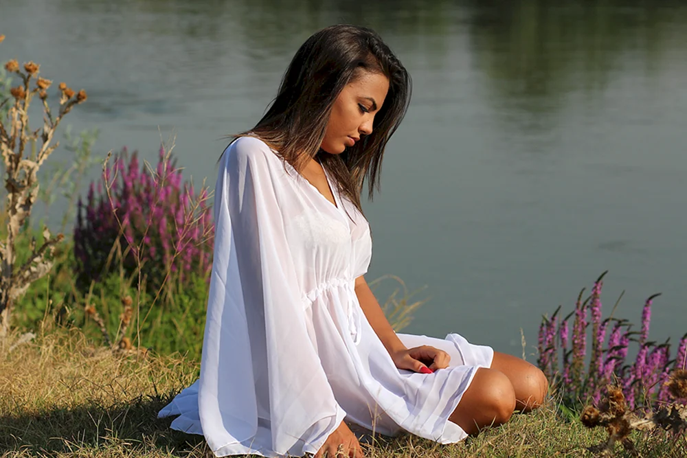 Mädchen im Sommerkleid