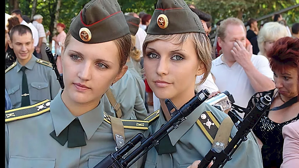 Mädchen in der Armee