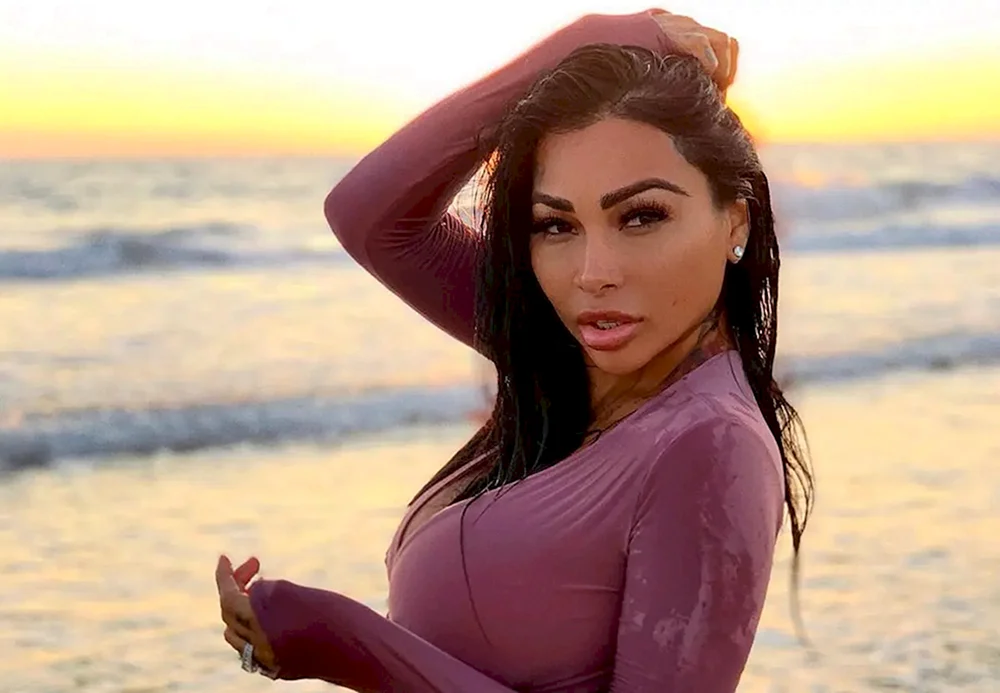 Diana Razavi