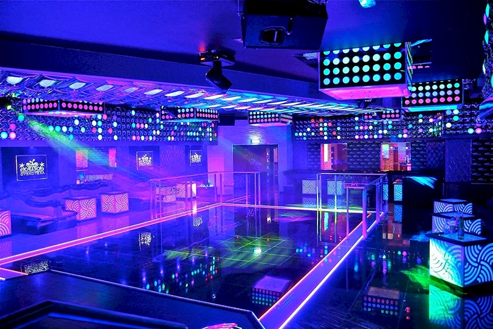 Дискотека Raum