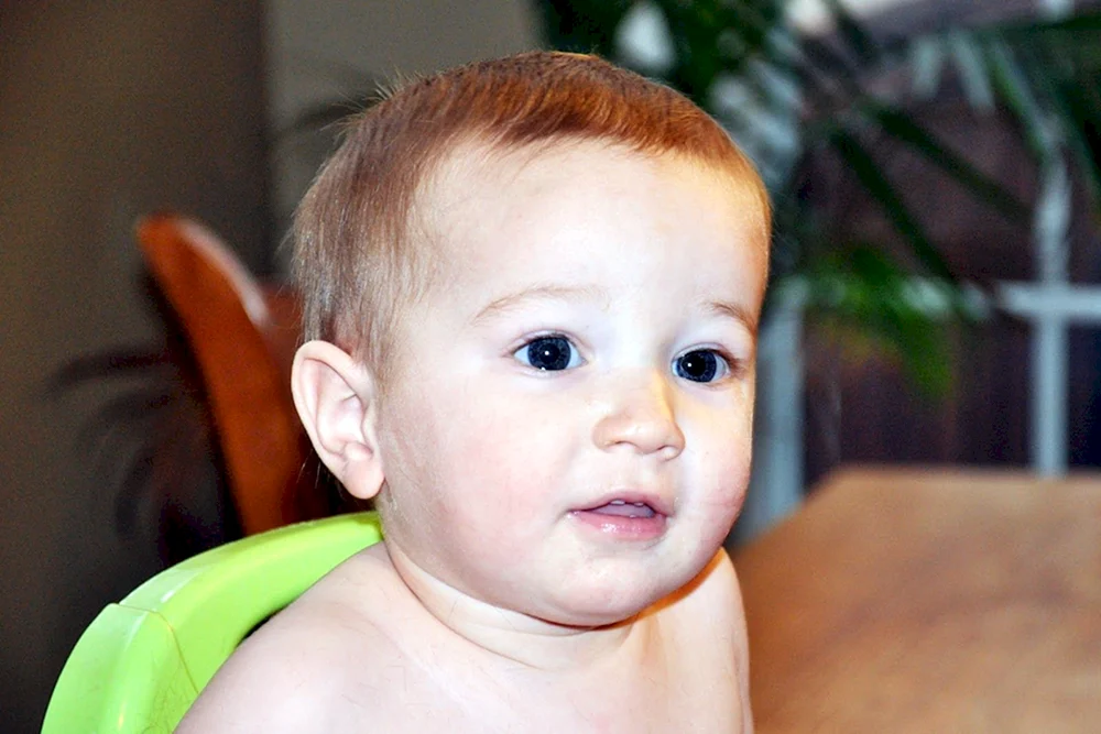 Für Haarschnitt für 1 Jahr alten Jungen