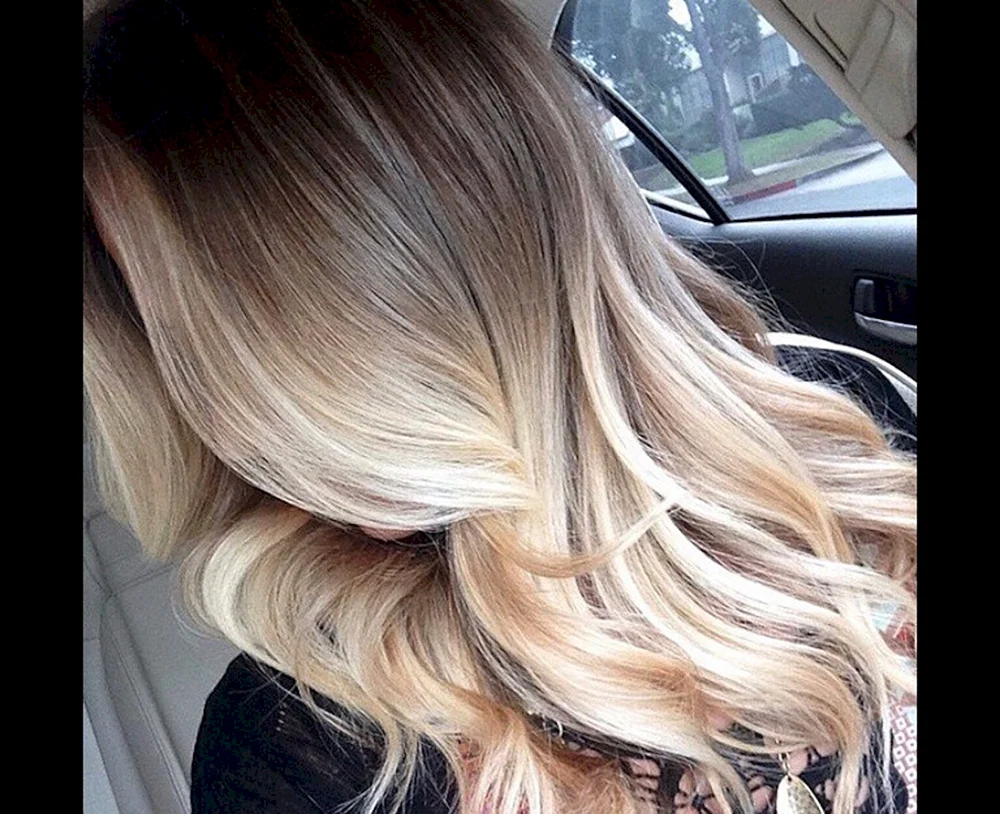 Balayage auf Bob Bare