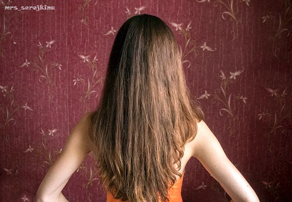 Langes Haar rund