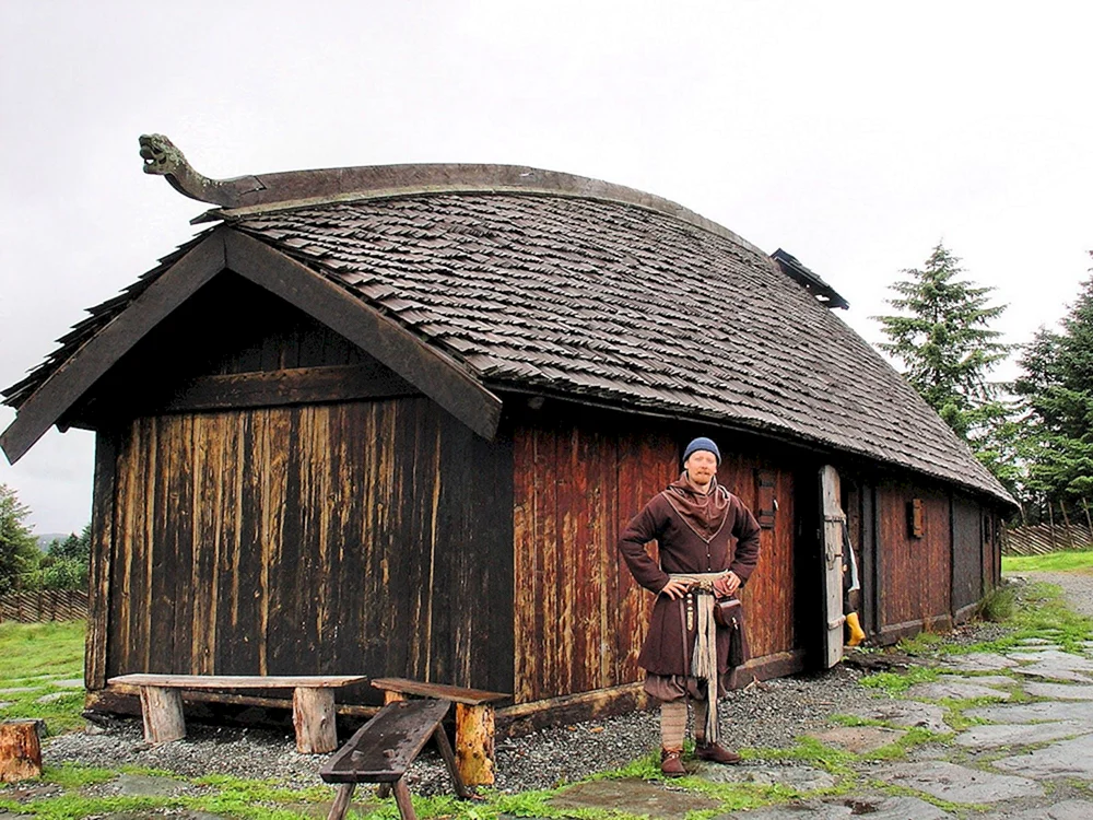 Wikinger-Langhaus Belozersk