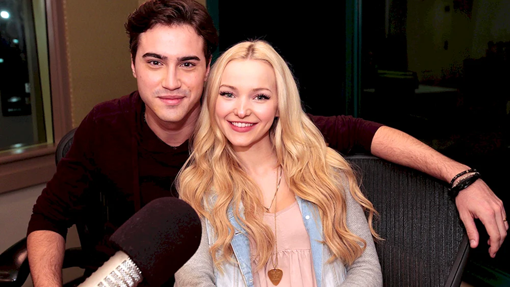 Dove Cameron Monsterville