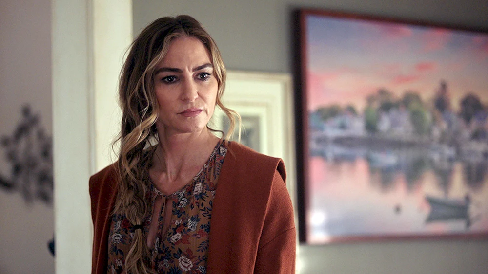 Drea de Matteo Shades of Blue