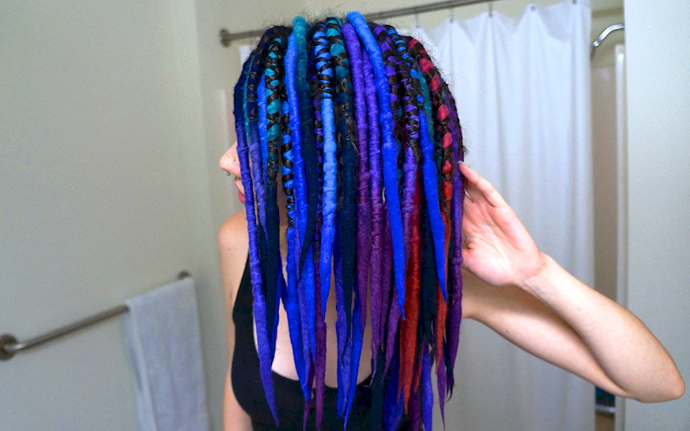 Dreadlocks Wasserfallfrisur