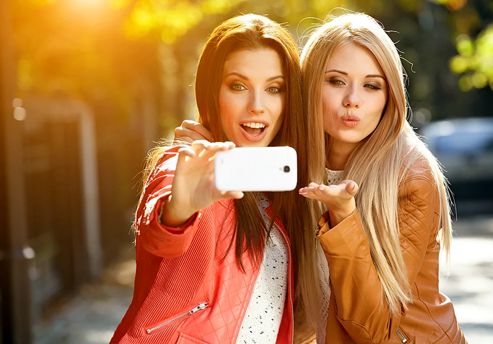 Aly & AJ