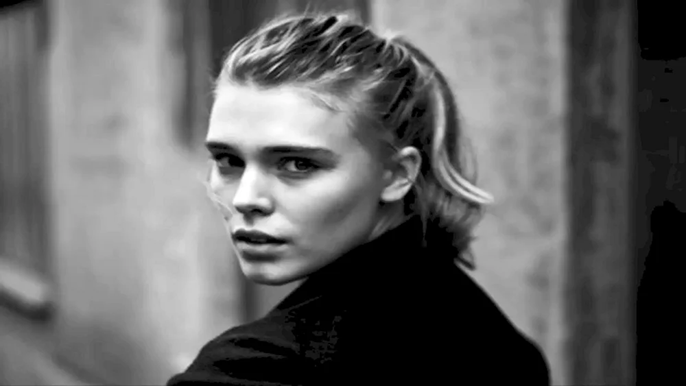 Gaia Weiss Wikinger