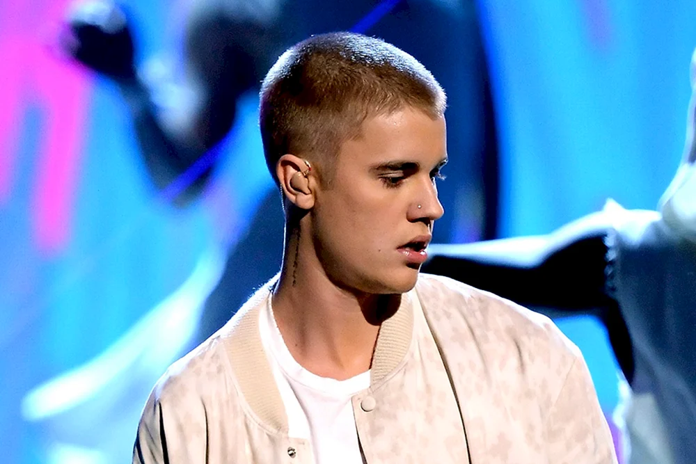 Justin Bieber Undercut
