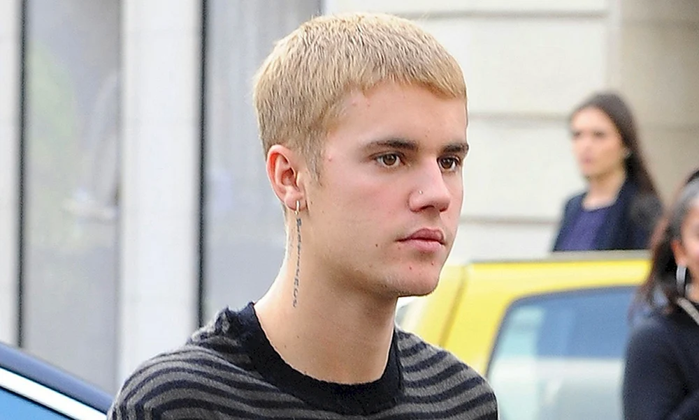 Justin Bieber mit Glatze