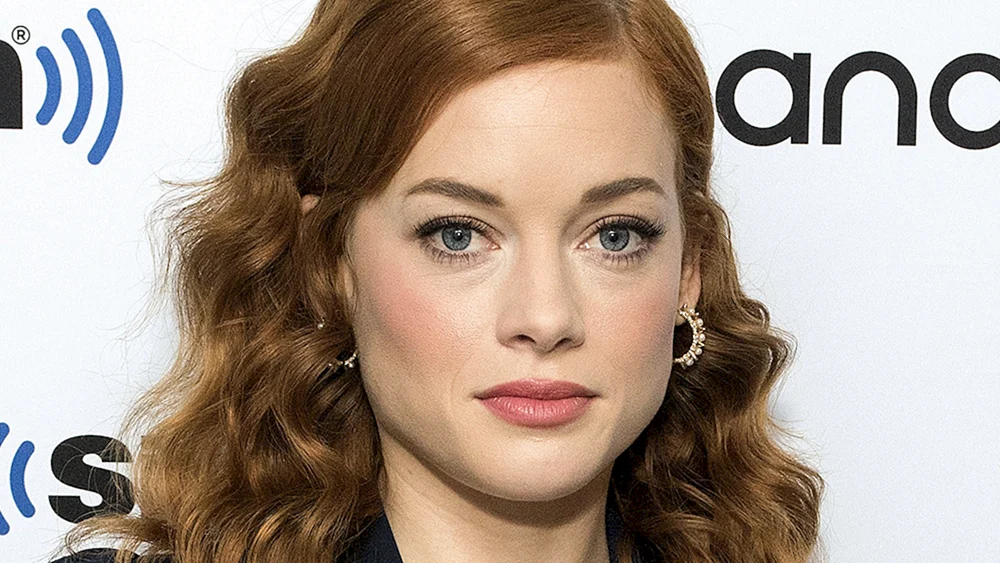 Jane Levy schamlos