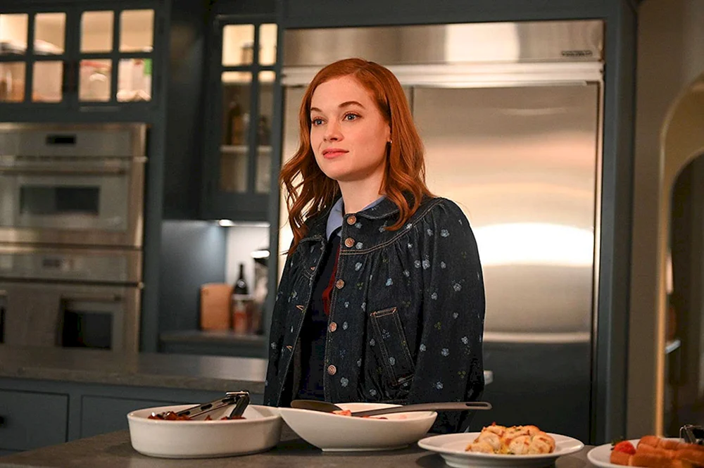 Jane Levy Jersey Levy und Emma Stone