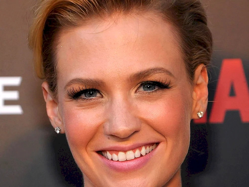 Jenuary Jones Schauspielerin