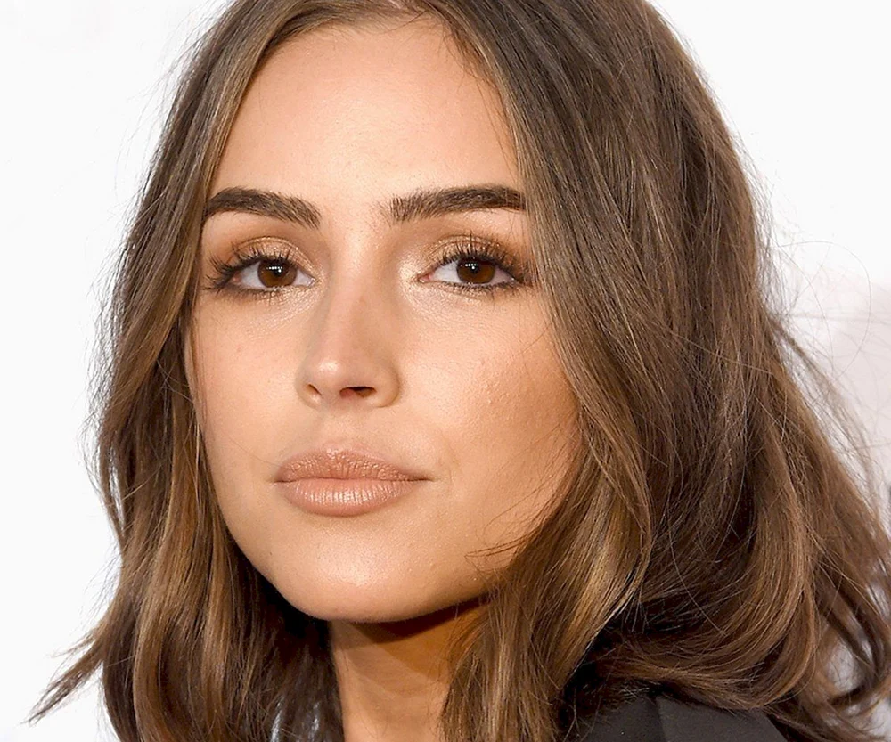 Jessica Alba bob