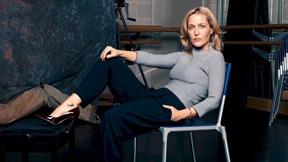 Gillian Anderson