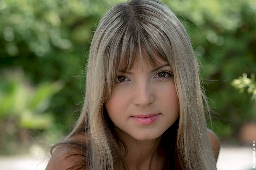 Gina Gerson Valentina lashkeeva