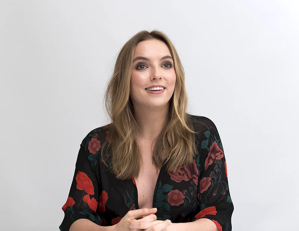Jodie Comer. Comer 2022