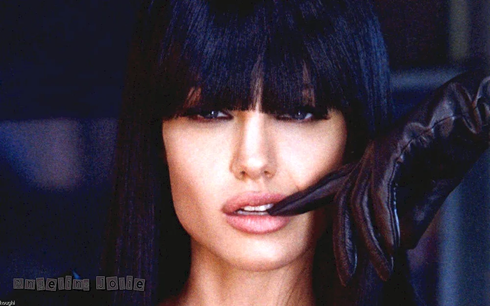 Angelina Jolie