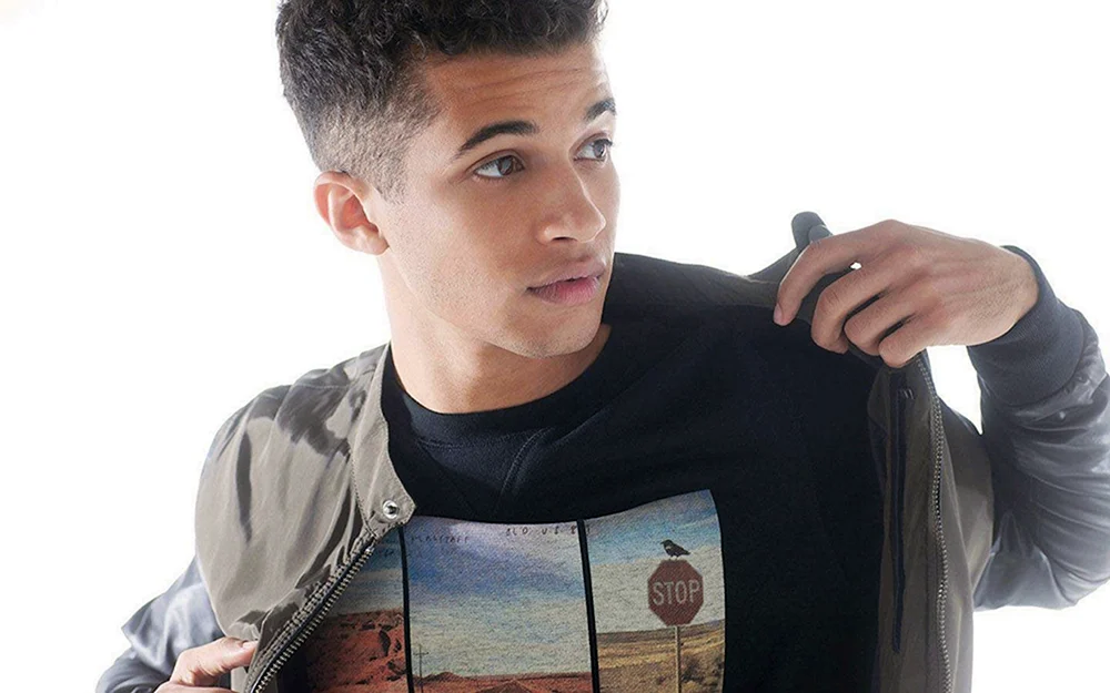 Jordan Fisher