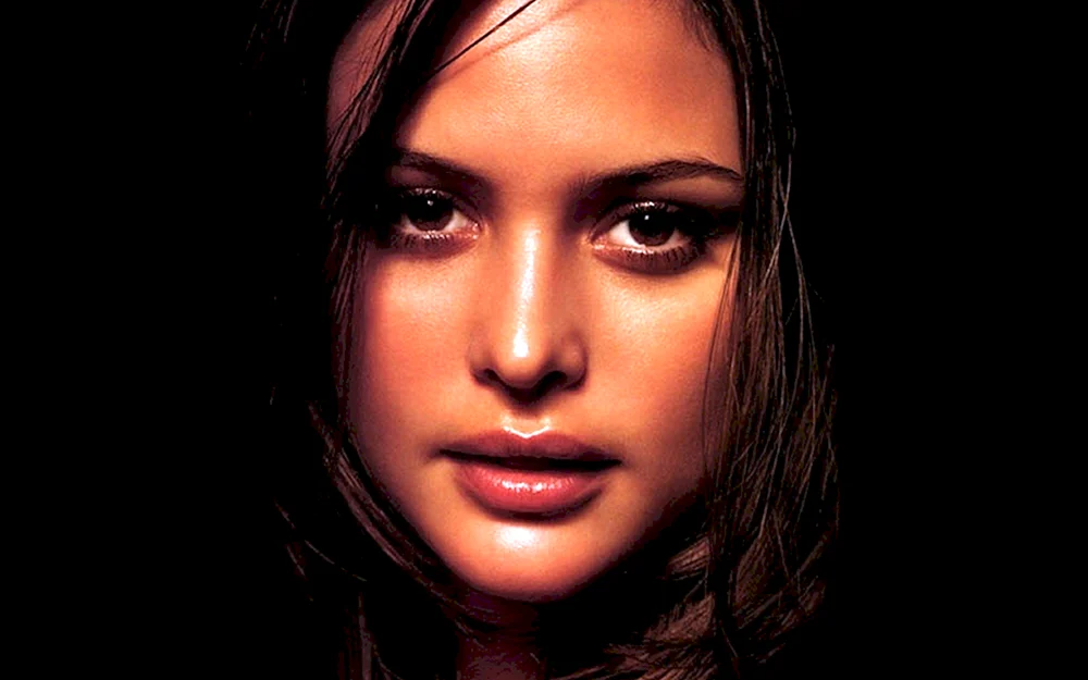 Josie Maran FotoJosie Maran Josie Maran