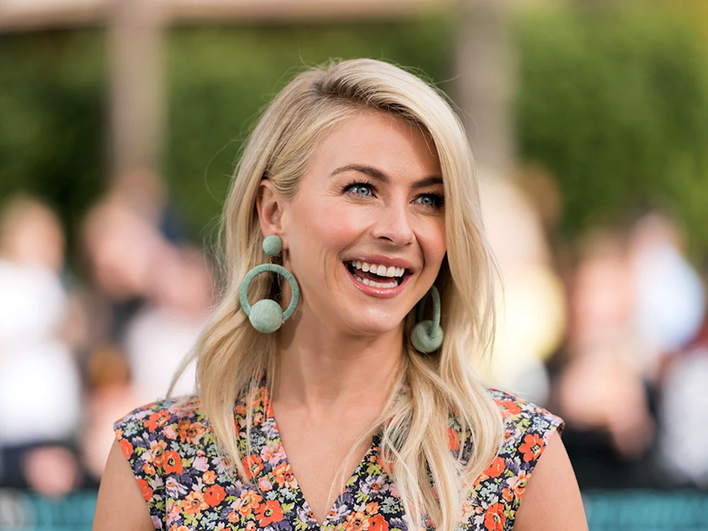 Julianne Hough Haarschnitt