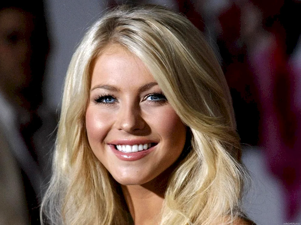 Julianne Hough